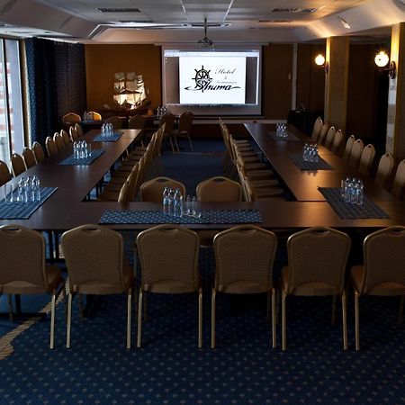 Hotel Shuma Dąbrowa Górnicza Exteriér fotografie