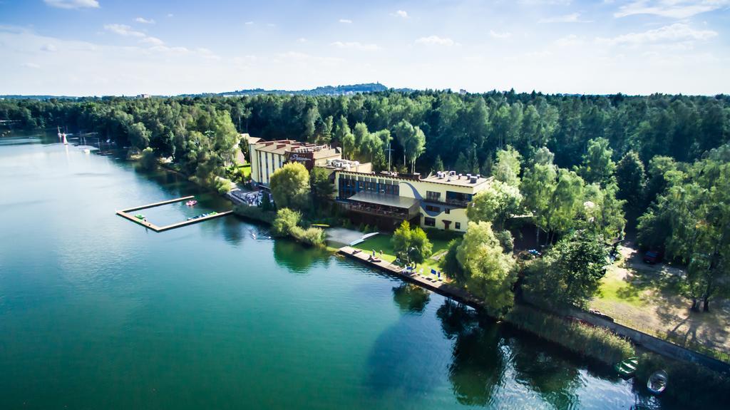 Hotel Shuma Dąbrowa Górnicza Exteriér fotografie